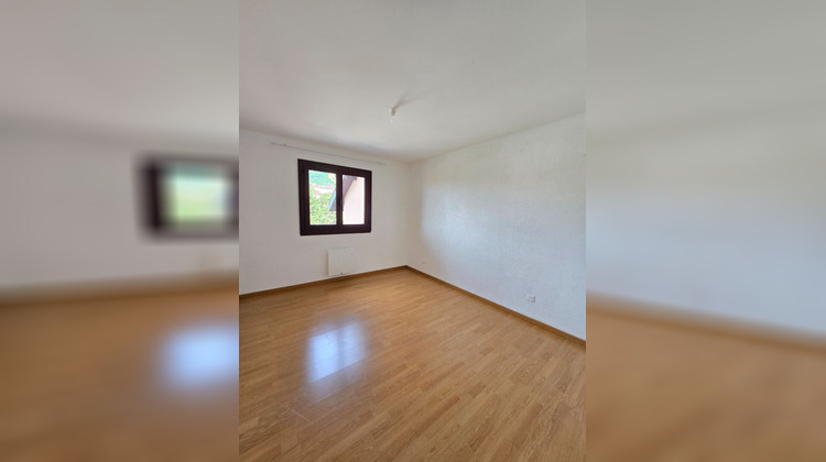 Ma-Cabane - Location Appartement COLLONGES-SOUS-SALEVE, 72 m²