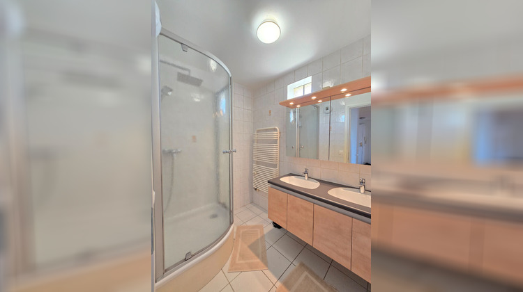 Ma-Cabane - Location Appartement COLLONGES-SOUS-SALEVE, 50 m²