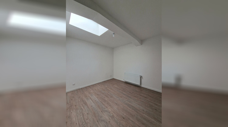 Ma-Cabane - Location Appartement COLLONGES-SOUS-SALEVE, 61 m²