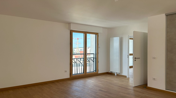 Ma-Cabane - Location Appartement COLOMBES, 92 m²