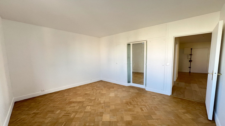 Ma-Cabane - Location Appartement COLOMBES, 72 m²