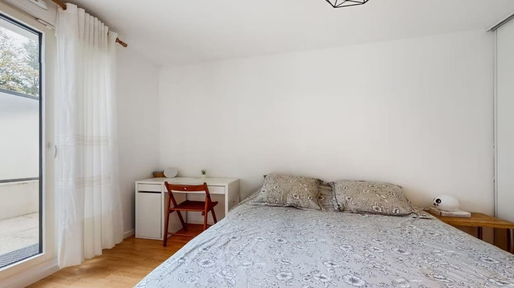 Ma-Cabane - Location Appartement COLOMBES, 64 m²