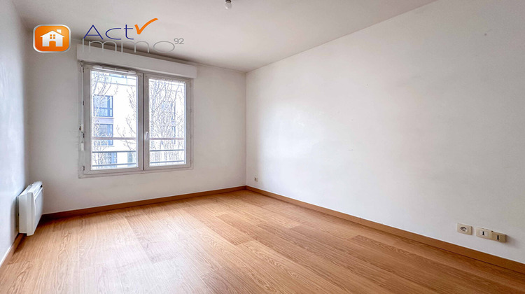 Ma-Cabane - Location Appartement COLOMBES, 60 m²