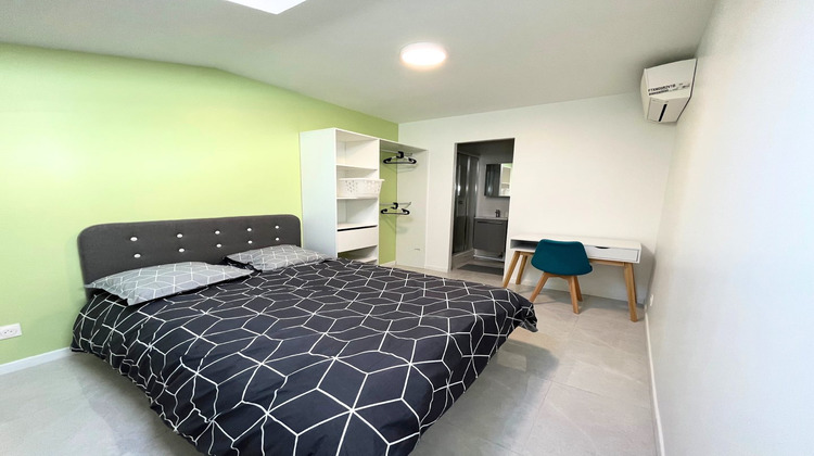 Ma-Cabane - Location Appartement Colombes, 200 m²