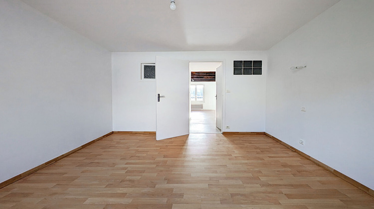 Ma-Cabane - Location Appartement COMBOURG, 47 m²