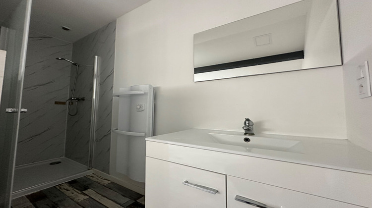 Ma-Cabane - Location Appartement COMBRIT, 26 m²