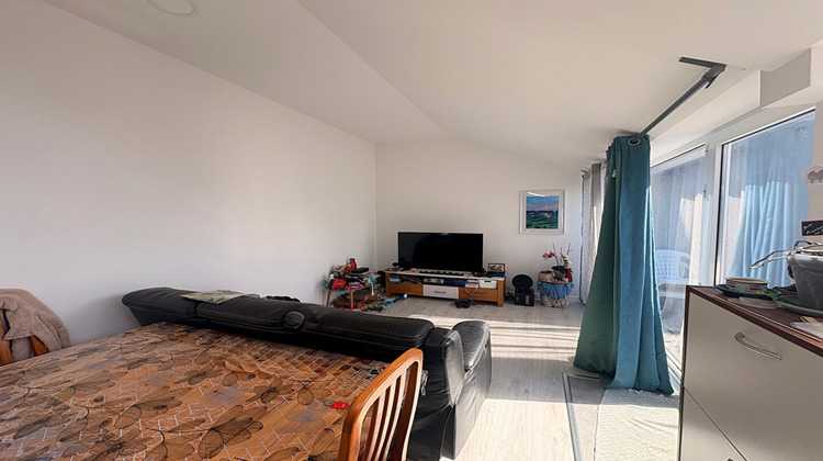 Ma-Cabane - Location Appartement COMBRIT, 60 m²