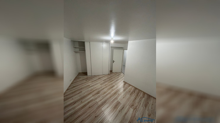 Ma-Cabane - Location Appartement Combs-la-Ville, 49 m²