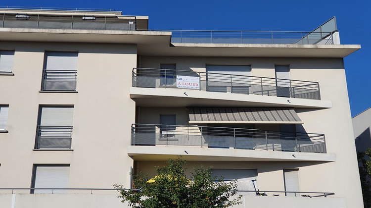 Ma-Cabane - Location Appartement COMBS-LA-VILLE, 77 m²