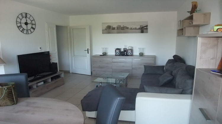 Ma-Cabane - Location Appartement COMBS-LA-VILLE, 47 m²