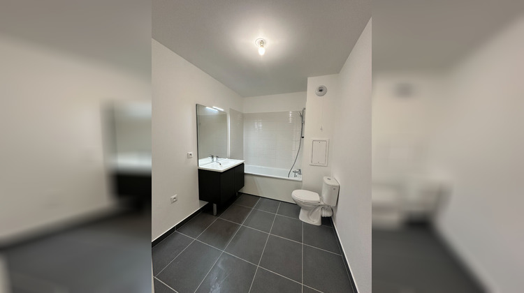 Ma-Cabane - Location Appartement COMBS-LA-VILLE, 41 m²
