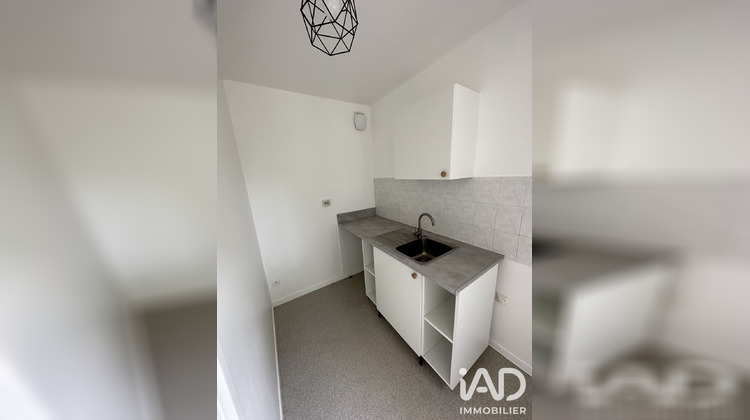 Ma-Cabane - Location Appartement Combs-la-Ville, 28 m²