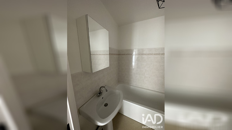 Ma-Cabane - Location Appartement Combs-la-Ville, 28 m²