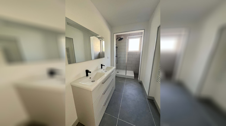 Ma-Cabane - Location Appartement Commentry, 60 m²