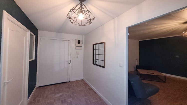 Ma-Cabane - Location Appartement COMPIEGNE, 71 m²