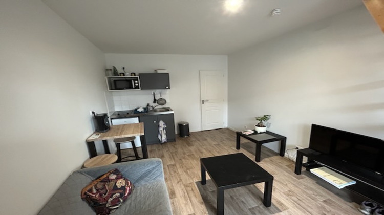 Ma-Cabane - Location Appartement COMPIEGNE, 17 m²