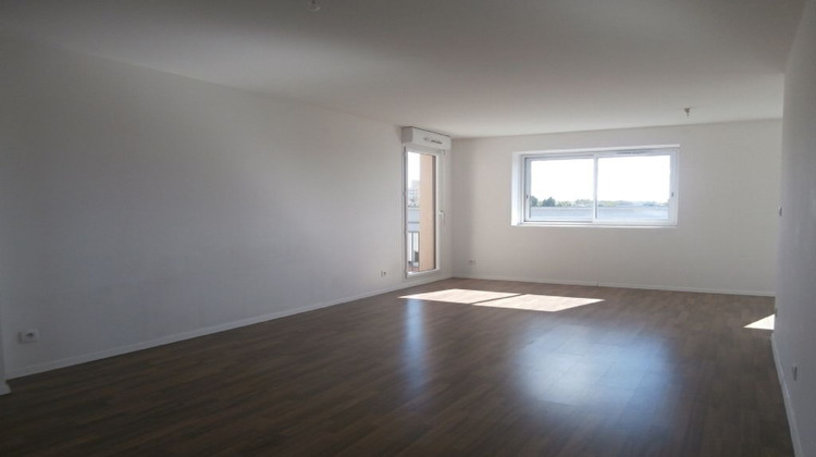 Ma-Cabane - Location Appartement COMPIEGNE, 88 m²