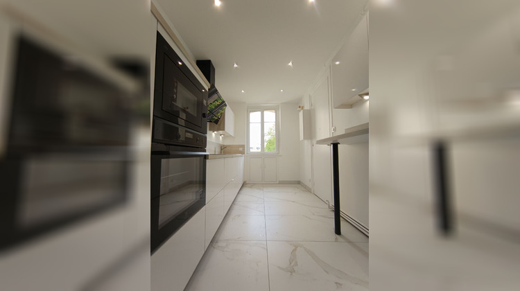 Ma-Cabane - Location Appartement COMPIEGNE, 91 m²