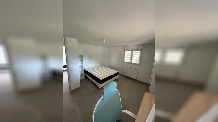 Ma-Cabane - Location Appartement COMPIEGNE, 230 m²