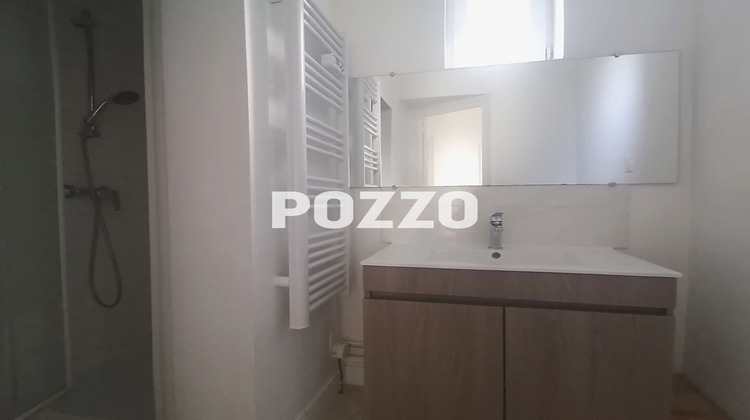 Ma-Cabane - Location Appartement CONDE-SUR-VIRE, 46 m²