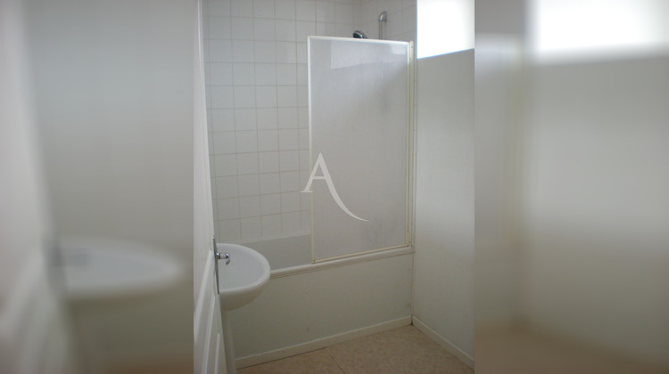 Ma-Cabane - Location Appartement CONTIGNE, 42 m²