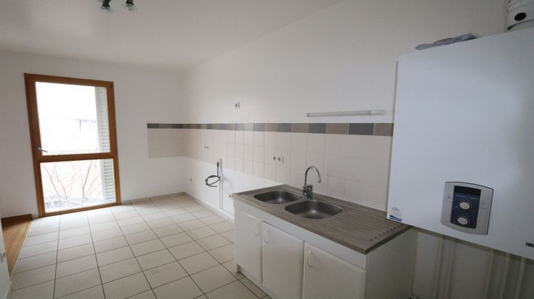 Ma-Cabane - Location Appartement Corbeil-Essonnes, 76 m²