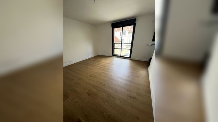 Ma-Cabane - Location Appartement CORBEIL-ESSONNES, 60 m²