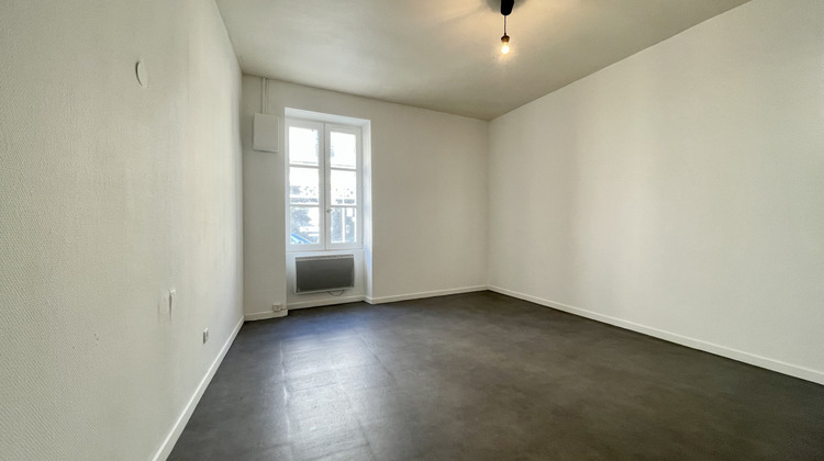 Ma-Cabane - Location Appartement Corbeil-Essonnes, 29 m²