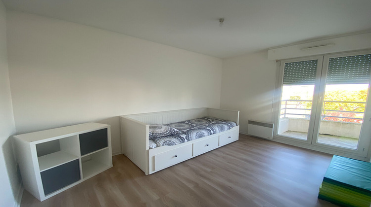 Ma-Cabane - Location Appartement CORBEIL-ESSONNES, 57 m²