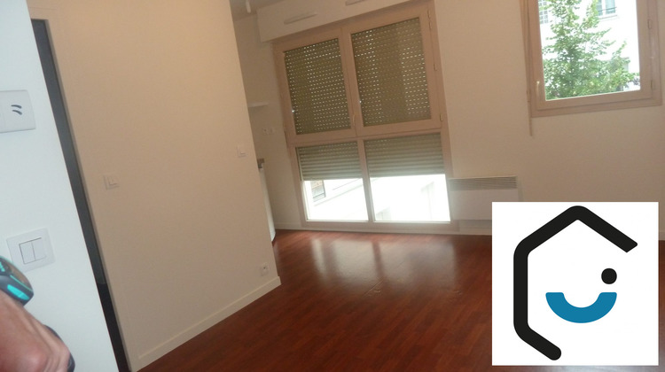Ma-Cabane - Location Appartement Corbeil-Essonnes, 18 m²
