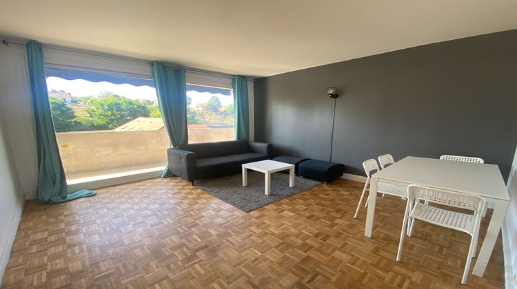Ma-Cabane - Location Appartement CORBEIL-ESSONNES, 89 m²
