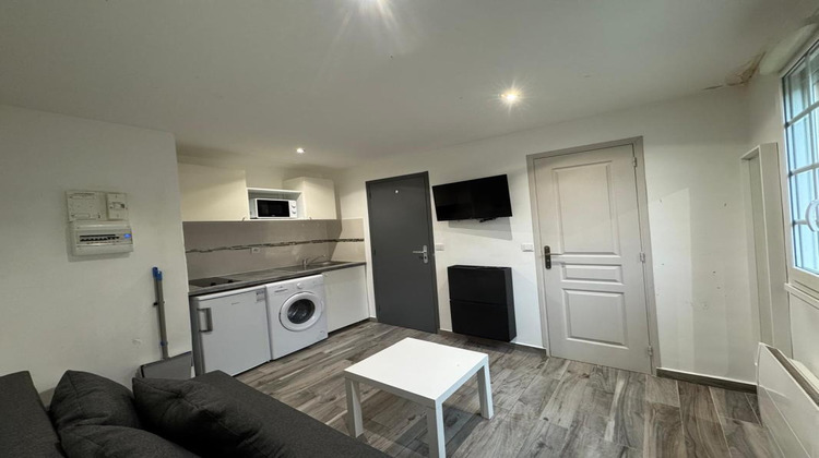 Ma-Cabane - Location Appartement CORBEIL ESSONNES, 19 m²