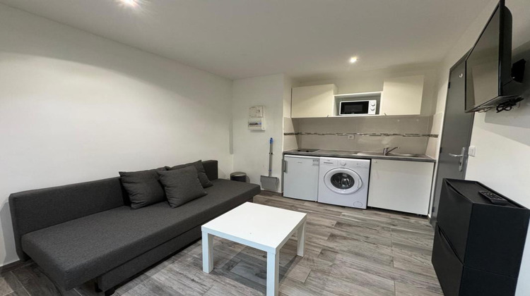 Ma-Cabane - Location Appartement CORBEIL ESSONNES, 19 m²