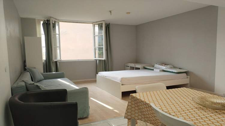 Ma-Cabane - Location Appartement CORBEIL-ESSONNES, 32 m²