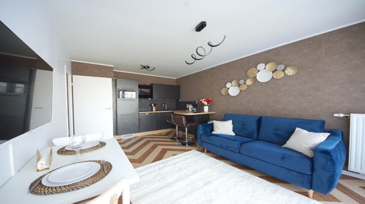 Ma-Cabane - Location Appartement CORBEIL-ESSONNES, 53 m²