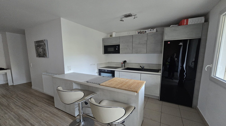 Ma-Cabane - Location Appartement CORBEIL-ESSONNES, 64 m²
