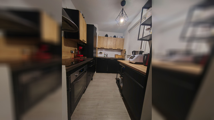 Ma-Cabane - Location Appartement CORBEIL-ESSONNES, 82 m²
