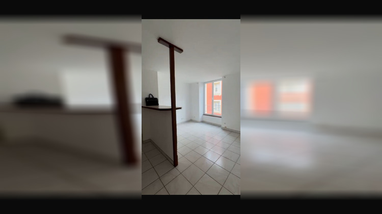 Ma-Cabane - Location Appartement CORBEIL-ESSONNES, 29 m²