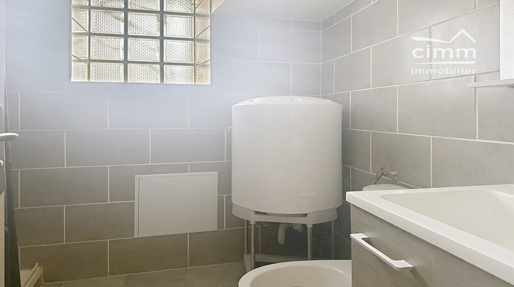 Ma-Cabane - Location Appartement CORBEILLES EN GATINAIS, 20 m²