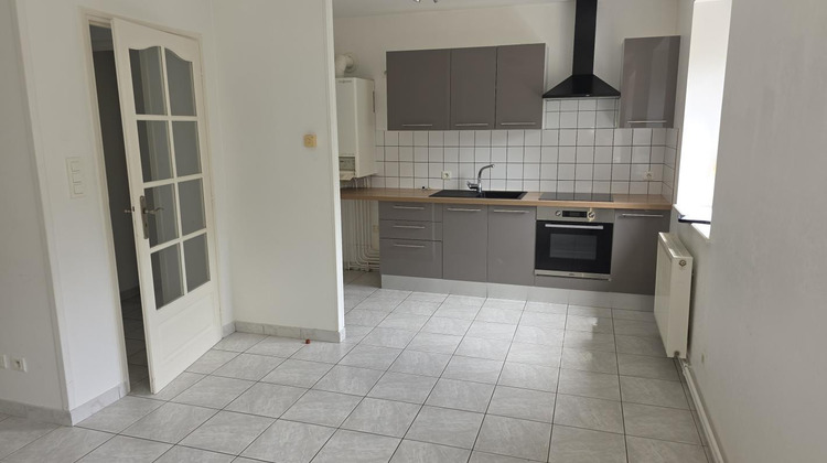 Ma-Cabane - Location Appartement CORBENAY, 50 m²