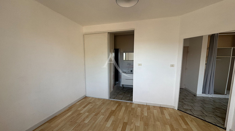 Ma-Cabane - Location Appartement CORDES-SUR-CIEL, 28 m²