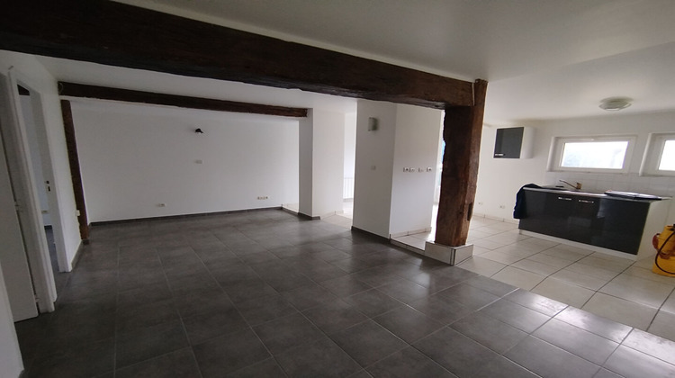 Ma-Cabane - Location Appartement CORMENON, 55 m²