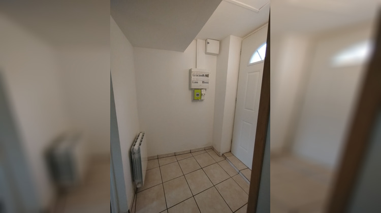 Ma-Cabane - Location Appartement CORMENON, 55 m²