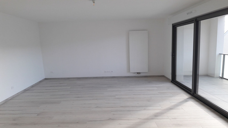 Ma-Cabane - Location Appartement CORMONTREUIL, 65 m²