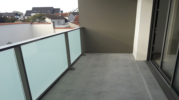 Ma-Cabane - Location Appartement CORMONTREUIL, 65 m²