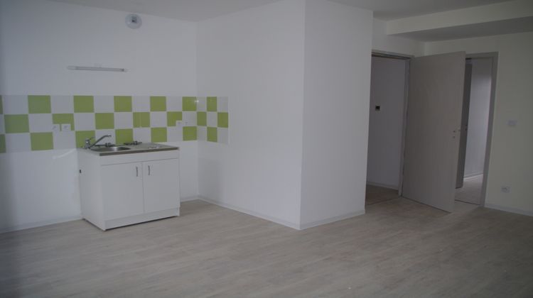 Ma-Cabane - Location Appartement Cornus, 46 m²