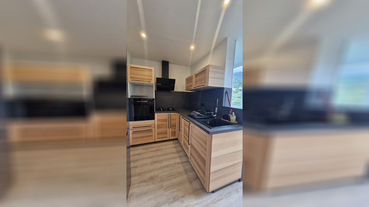 Ma-Cabane - Location Appartement Corte, 80 m²