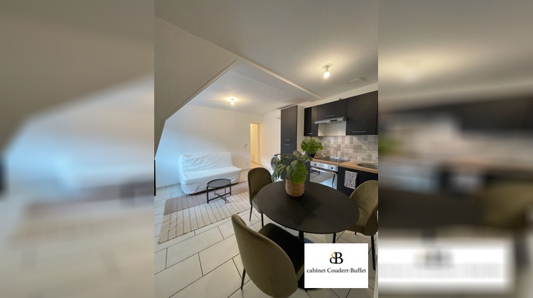 Ma-Cabane - Location Appartement Cosne-Cours-sur-Loire, 30 m²