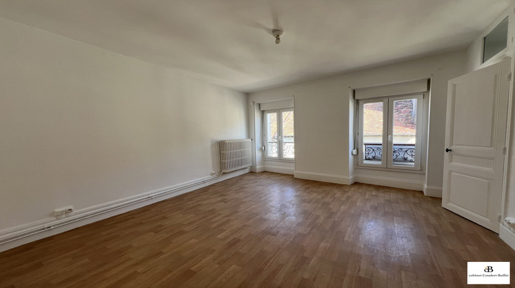 Ma-Cabane - Location Appartement Cosne-Cours-sur-Loire, 53 m²