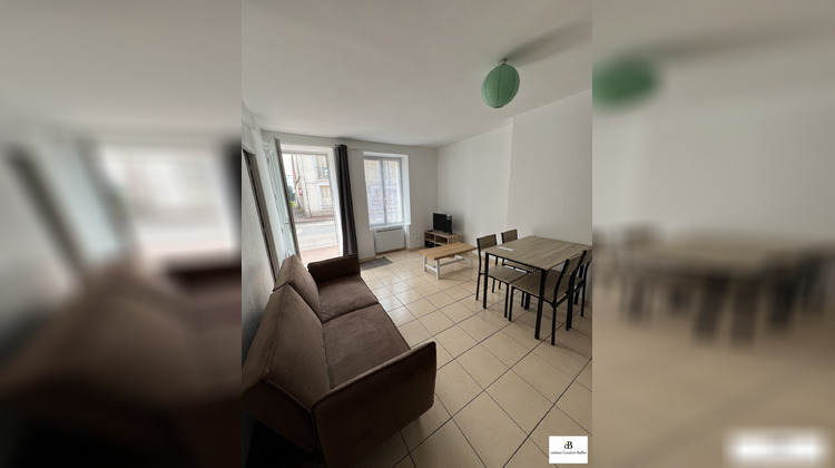 Ma-Cabane - Location Appartement Cosne-Cours-sur-Loire, 43 m²